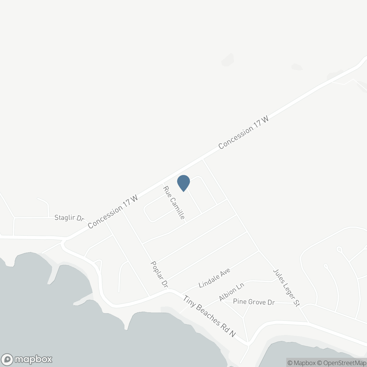 22 LAURIER BOULEVARD, Tiny, Ontario L9M 0J2